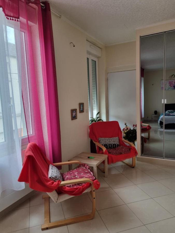 Hotel Gordana Reims Zewnętrze zdjęcie